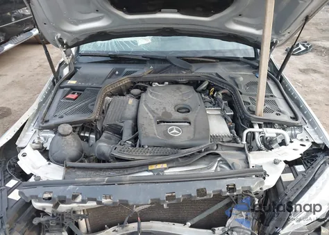 2015 Mercedes-Benz C 300 4Matic/Luxury 4Matic/Sport 4Matic from USA, damaged, VIN 55SWF4KB5FU071881